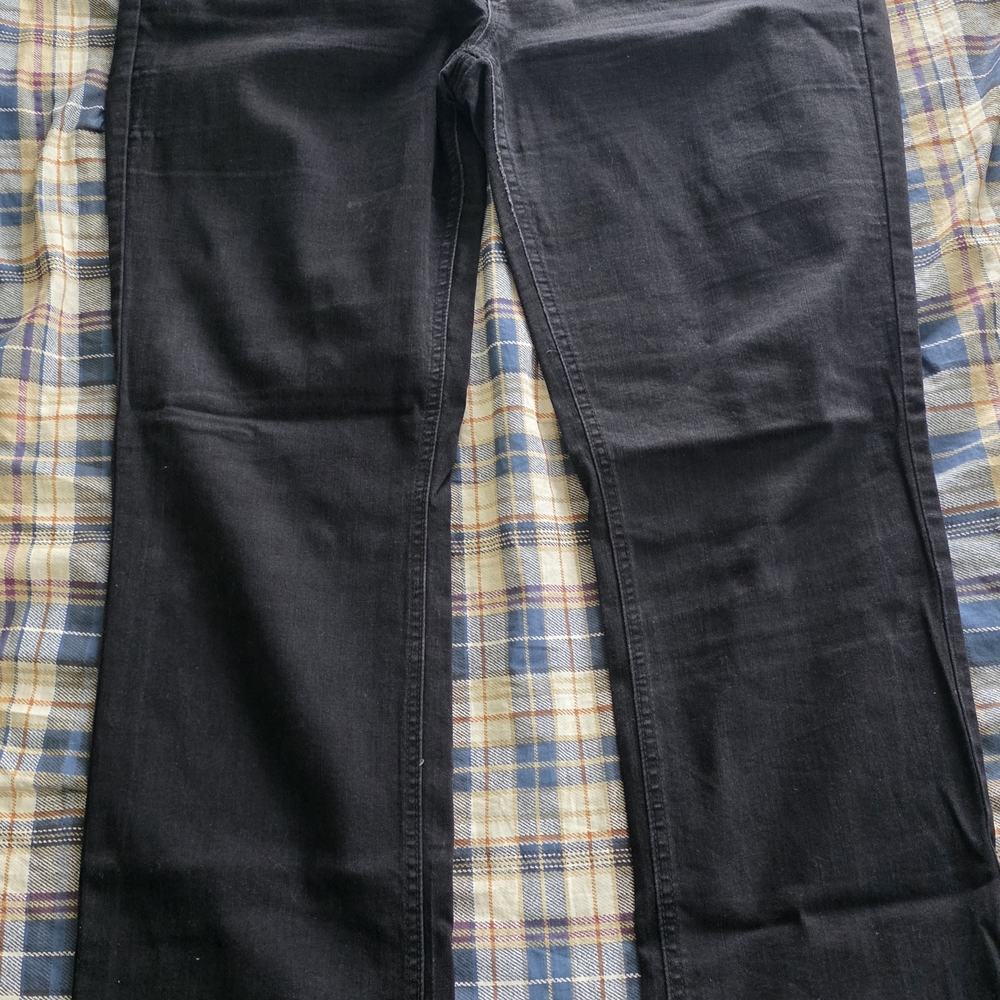 Santana Women's Black Straight Leg Jeans